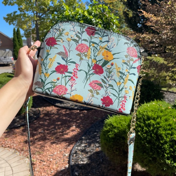 New Steve Madden Floral Crossbody Purse - Picture 2 of 7